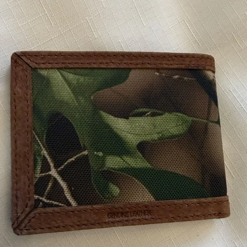 Realtree bifold wallet